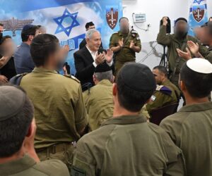 Netanyahu ultra-Orthodox soldiers