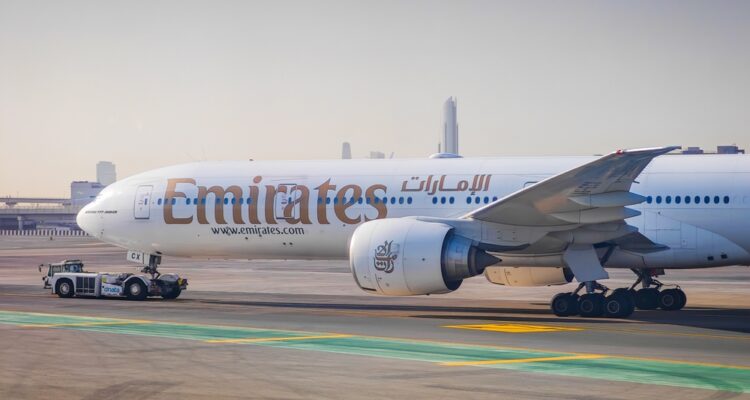 Israel offers Emirates the right to fly between Tel Aviv and NYC