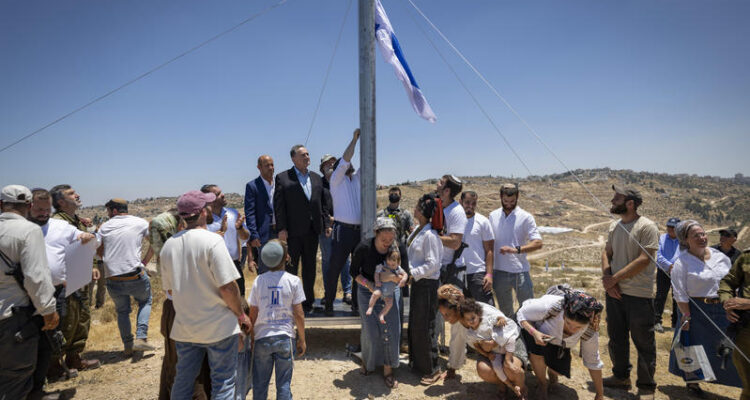 Israel shifts Hebron planning authority to Israeli civil administration