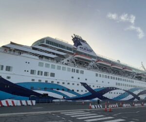 Cruise ship