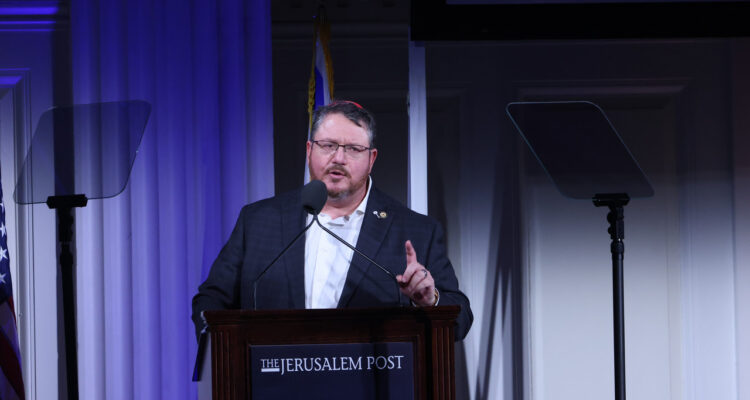 Democrats ’embracing antisemitism,’ warns Jewish lawmaker