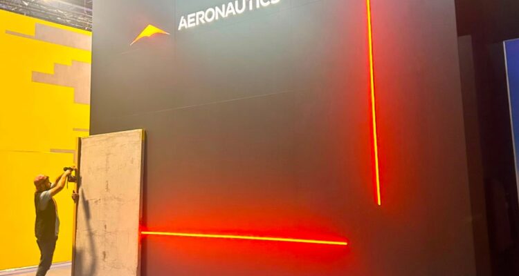 France walls off Israeli booths at Paris defense show