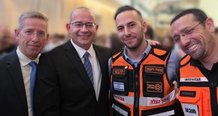 New Mossad chief thanks United Hatzalah volunteers who saved him on Oct. 7
