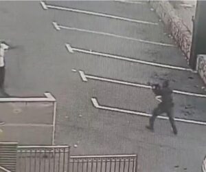 attempted stabbing attack