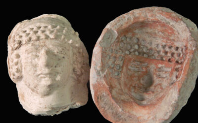 Ancient figurine mold