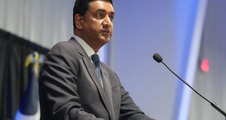 Rep. Ro Khanna pressed to support Oct. 7 in interview with pro-Hamas news outlet