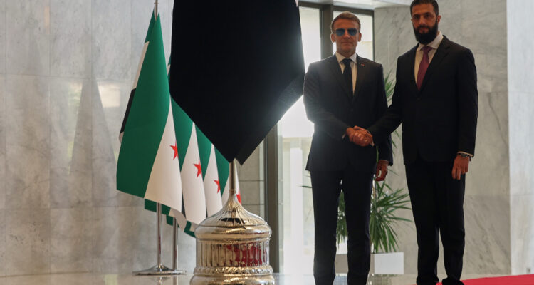 Explosions rock Damascus near hotel hosting French president