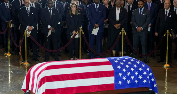 Capitol Hill bids goodbye to Lindsey Graham