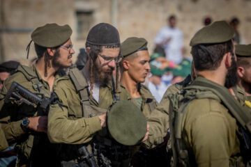Ultra-Orthodox soldiers