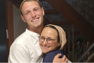 Jen Airley with her son Binyamin