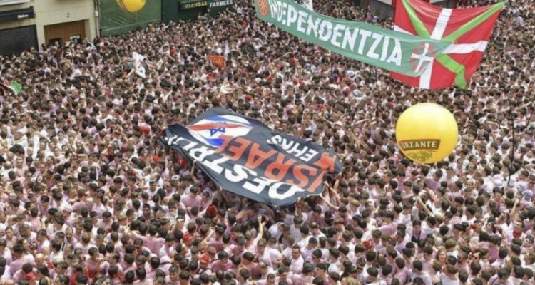 ‘Death to Israel’ banner displayed at running of the bulls festival in Spain