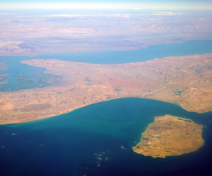 Qeshem Island