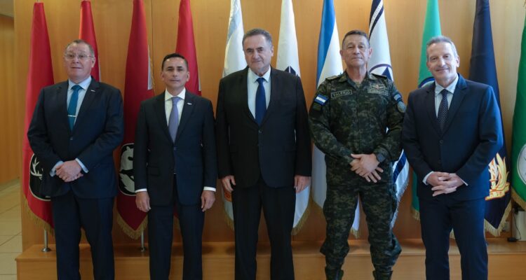 Israel and Honduras sign security cooperation pact