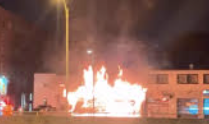 Suspected arson destroys Montreal kosher restaurant as police investigate
