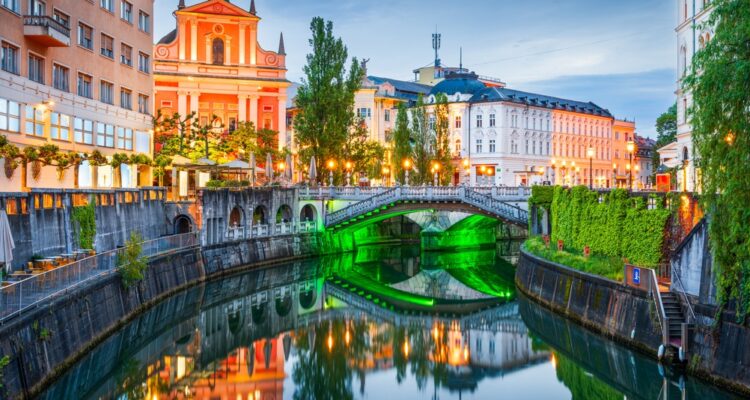 Slovenia reopens fully to Israeli tourists following government shift