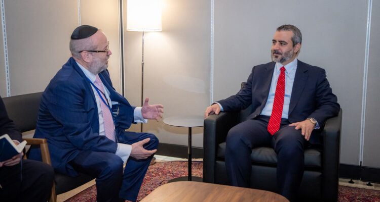 Syrian FM, US antisemitism envoy hold rare talks in New York