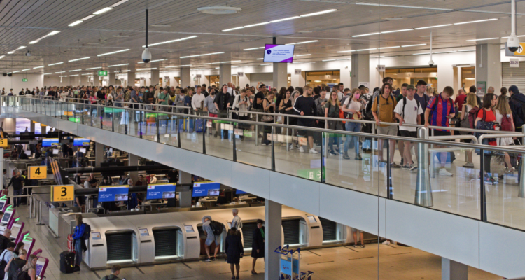 Dutch airport tightens checks on Israel arrivals after ban on goods from Judea and Samaria