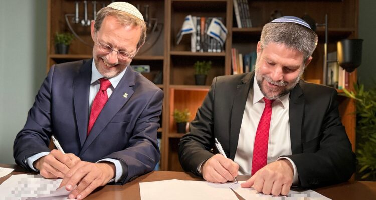 Smotrich, Feiglin create election alliance to consolidate national camp