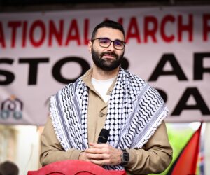 Motaz Azaiza attends a pro-Palestine march in London (Shuttertock)