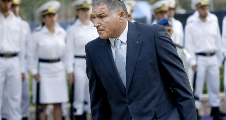 Shin Bet briefs Netanyahu, Eisenkot and Lapid on suspected foreign election interference