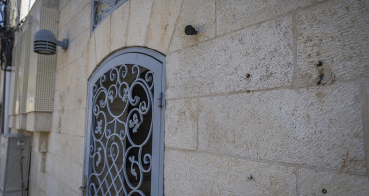 Israel shuts British Consulate, UK backs down from retaliation threat
