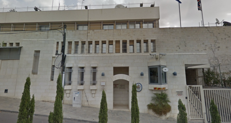 UK threatens mass expulsion of Israeli diplomats