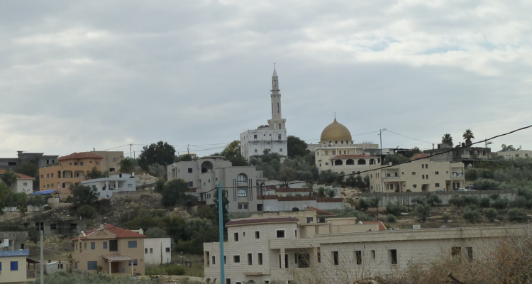 Israeli forces search for masked, possibly armed man in IDF uniform in Kafr Qara