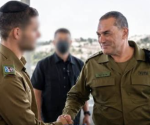 hareidi IDF officers