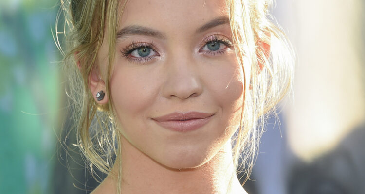 Sydney Sweeney meets with rabbis amid rumors of planned conversion