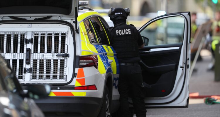 UK: Iranian asylum seekers accused of scouting synagogue, Jewish museum for terror attack
