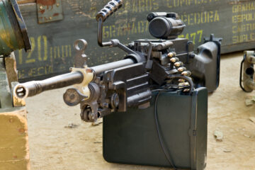Machine gun